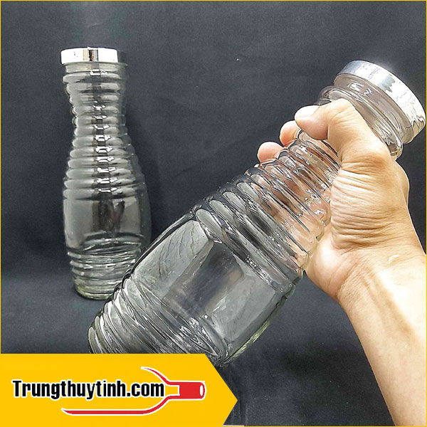 Chai thủy tinh đựng mật ong 1000ml hình ong