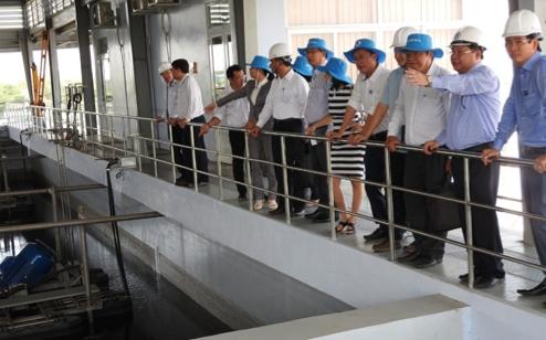 Kiểm tra hệ thống nước thải