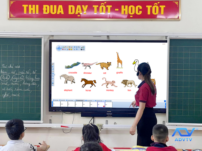 Màn hình tương tác thông minh