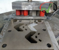 Khuôn dập khe inox cửa nhôm