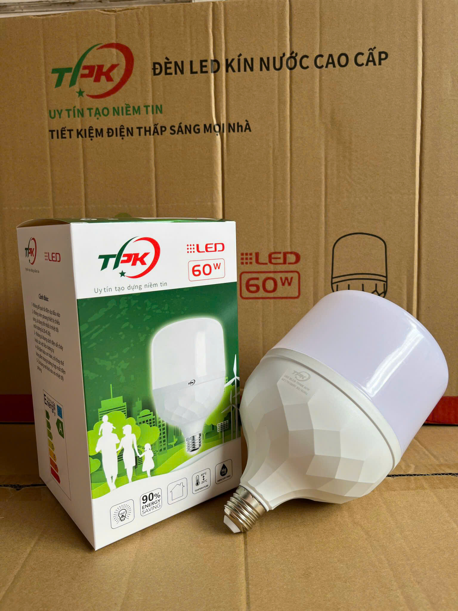 Bóng trụ kim cương 60w