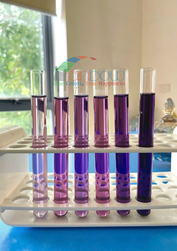 Màu tím tổng hợp