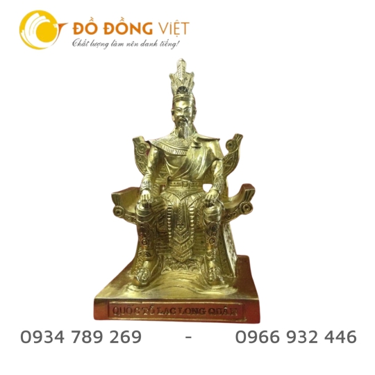 Tượng vua Hùng bằng đồng cỡ nhỏ