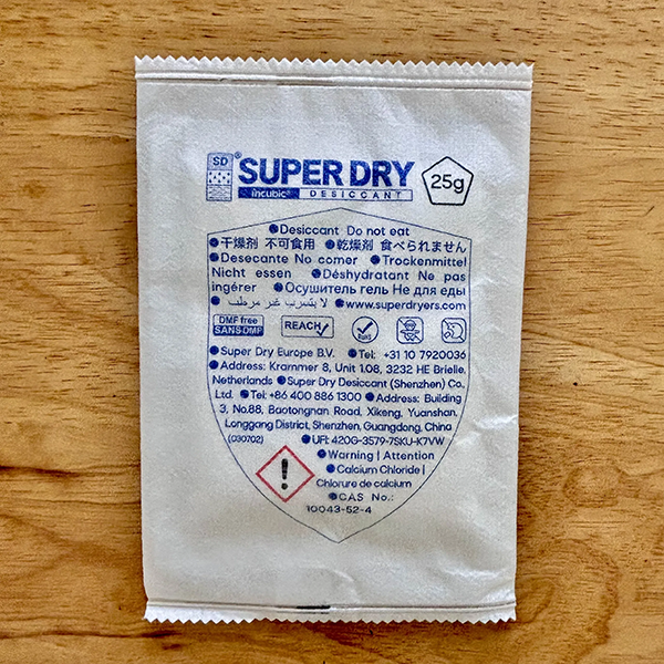 Gói bột chống ẩm Superdry 25gr