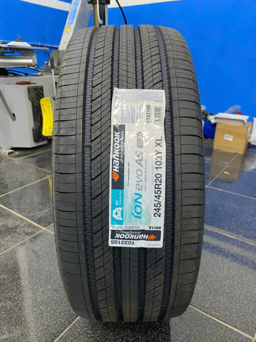 Lớp Hankook 245/45R20 iON Evo AS SUV