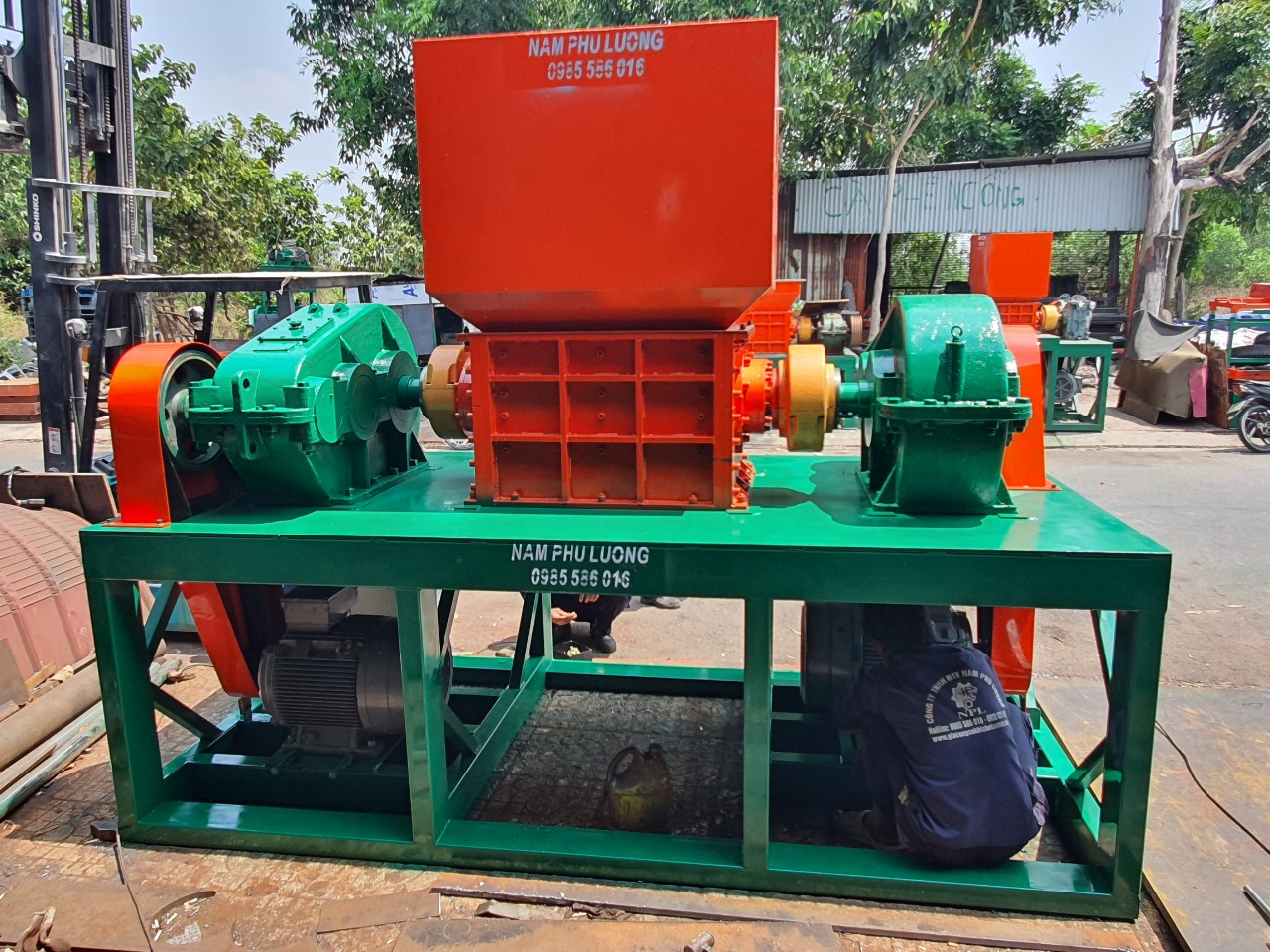 Gia công chế tạo máy nghiền gỗ