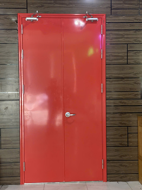 Cửa chống cháy