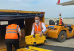 Dịch Vụ Phục Vụ Chất Xếp Hành Lý Lên Xuống Máy Bay