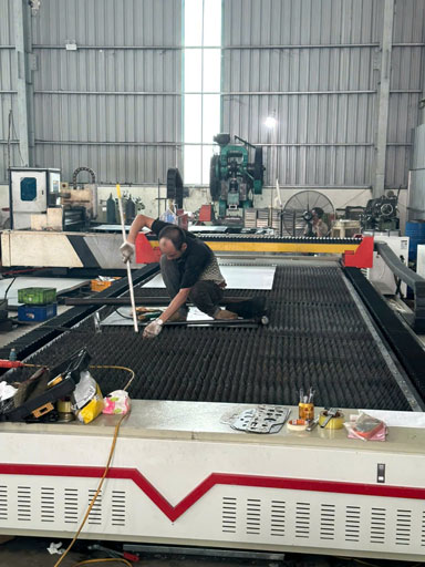 Máy cắt laser