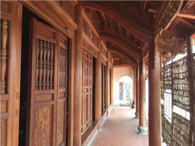 Nhà gỗ 5 gian 22 cột có buồng gói