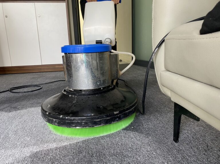 Dịch vụ giặt thảm