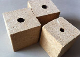 Cục gù pallet