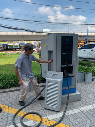 Lắp đặt trạm sạc xe điện