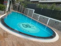 Bể bơi villa Bách Việt