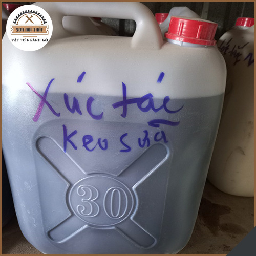 Xúc tác keo sữa