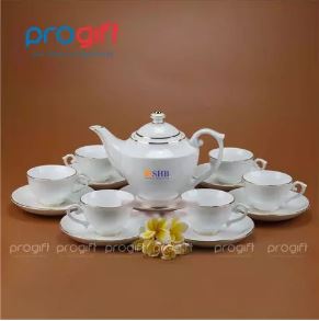 Ấm chén Minh Long