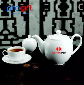 Ấm chén Bát Tràng