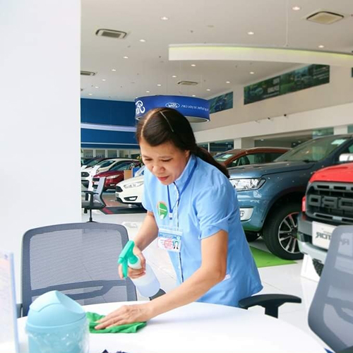 Dịch vụ vệ sinh showroom