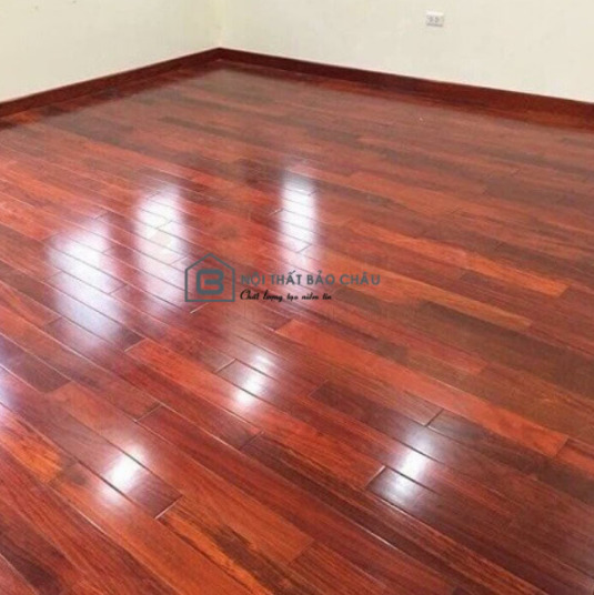 Sàn gỗ hương Lào