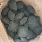 Than gáo dừa dạng gối