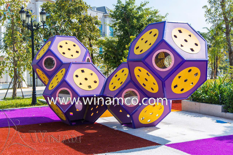 Thiết bị sân chơi