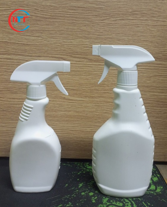 Chai nhựa HDPE vòi xịt 300ml - 500ml