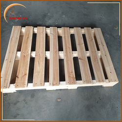 Pallet gỗ