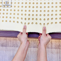 Nệm cao su thiên nhiên Trung Nguyên Gold 1m4 x 2m