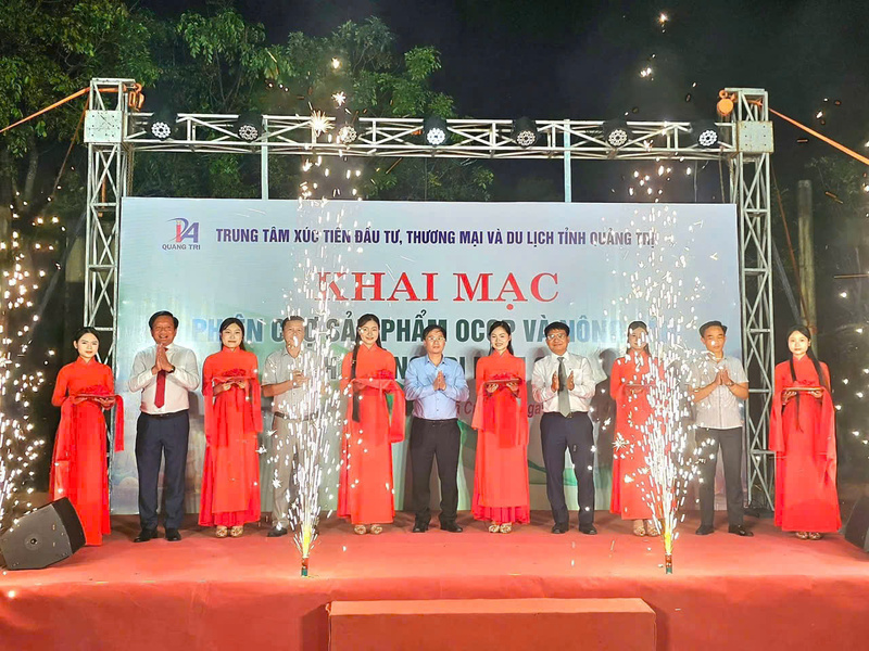 Tổ chức sự kiện