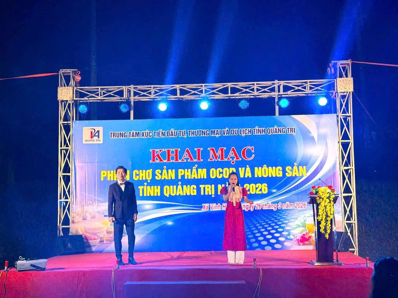 Tổ chức sự kiện