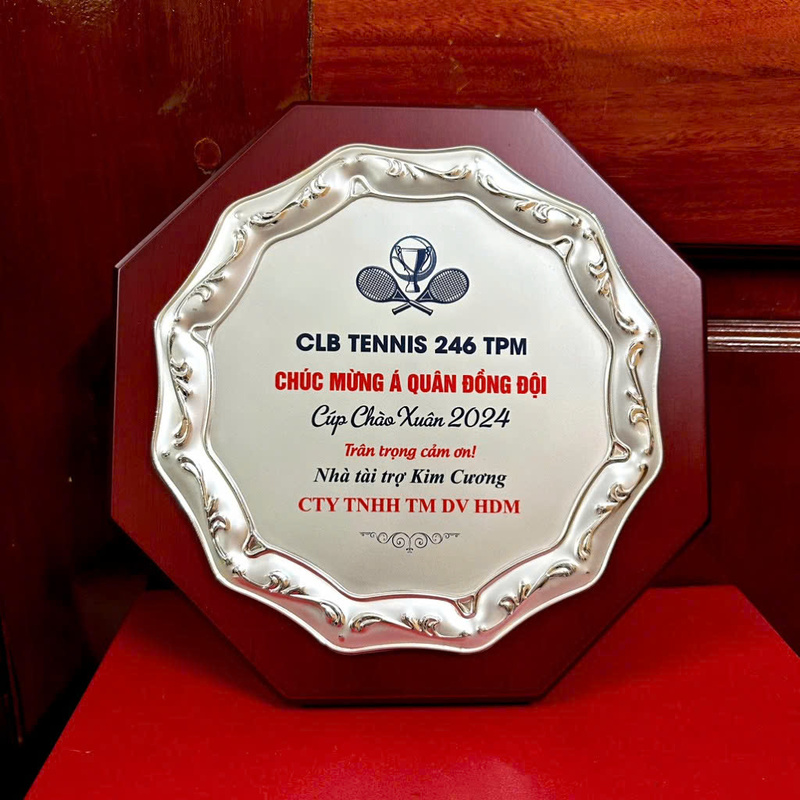 Bảng vinh danh