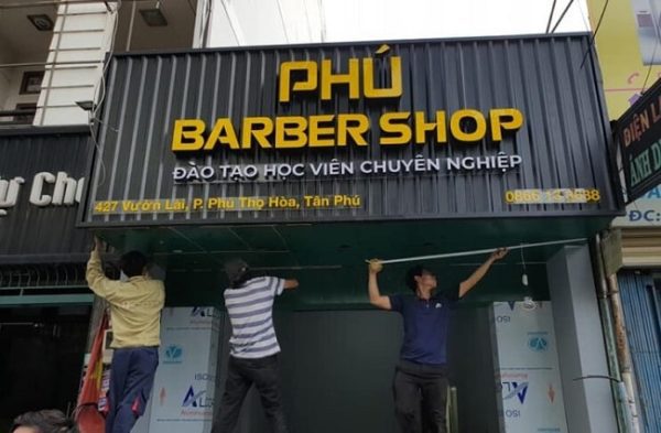 Bảng hiệu quảng cáo tôn sóng