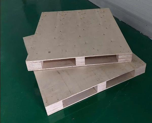 Pallet gỗ