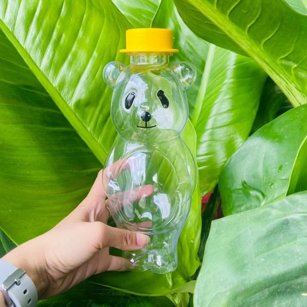 Chai nhựa PET hình gấu Panda 700ml