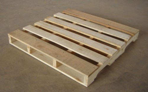 Pallet gỗ