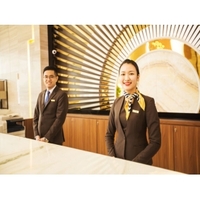 May đồng phục lễ tân