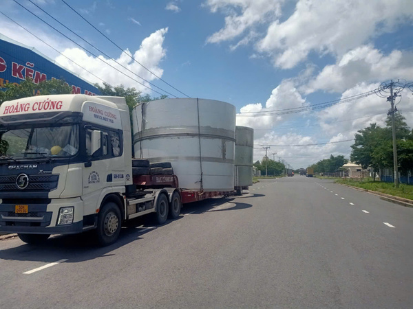 Vận chuyển hàng siêu trường siêu trọng