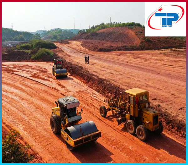 Dịch vụ thi công san lấp mặt bằng với xe ben và máy ủi