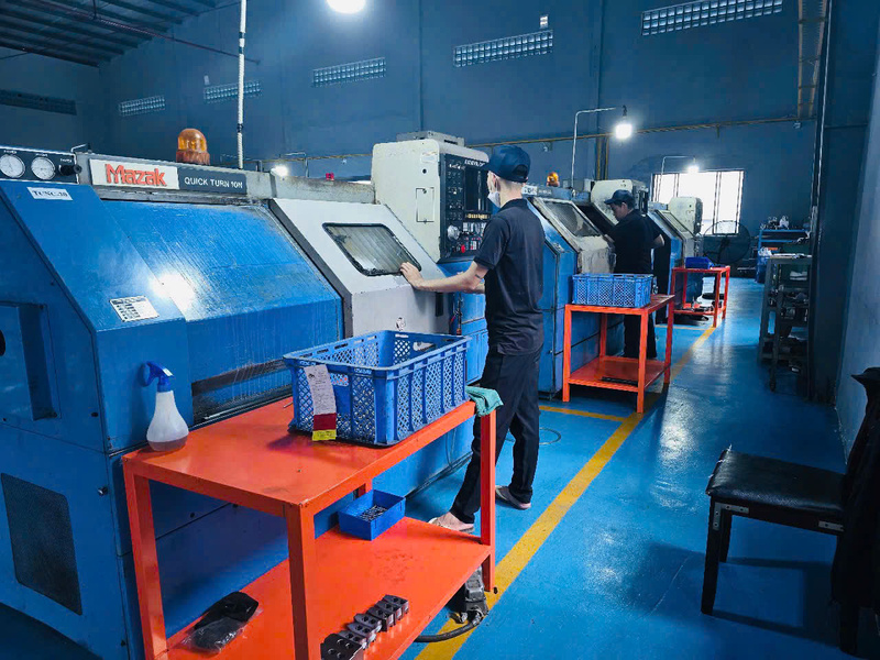 Hình ảnh máy móc công ty Tiến Huy