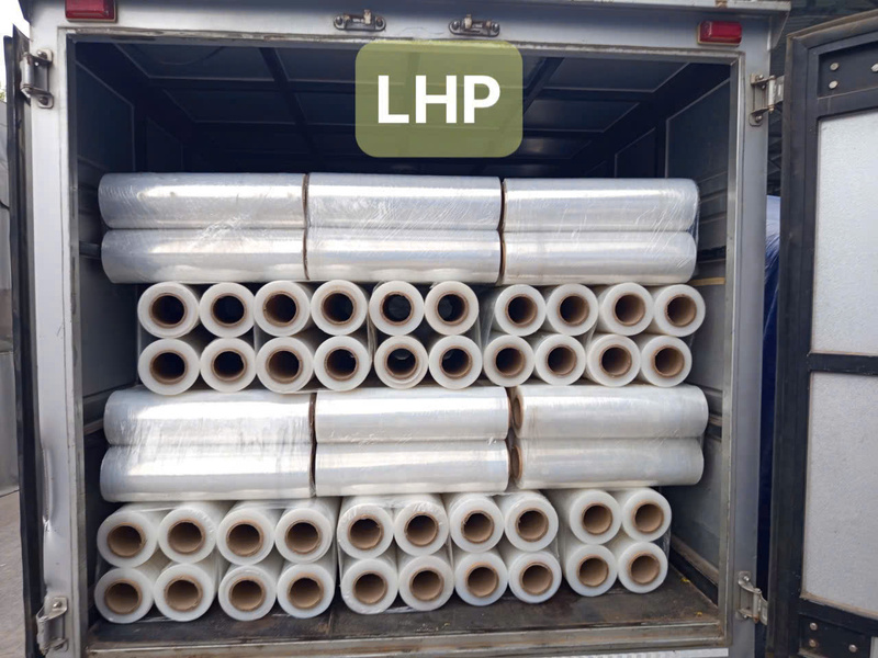 Màng PE quấn kiện hàng