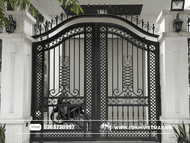 Cửa cổng sắt