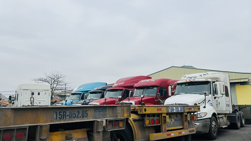 Vận tải container