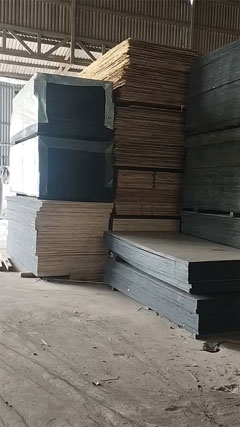 Ván ép phủ phim