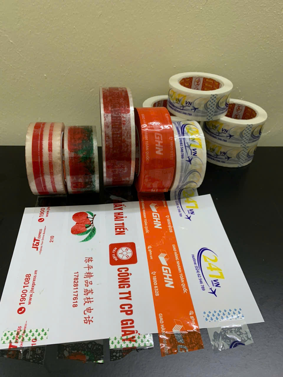 Băng keo in logo