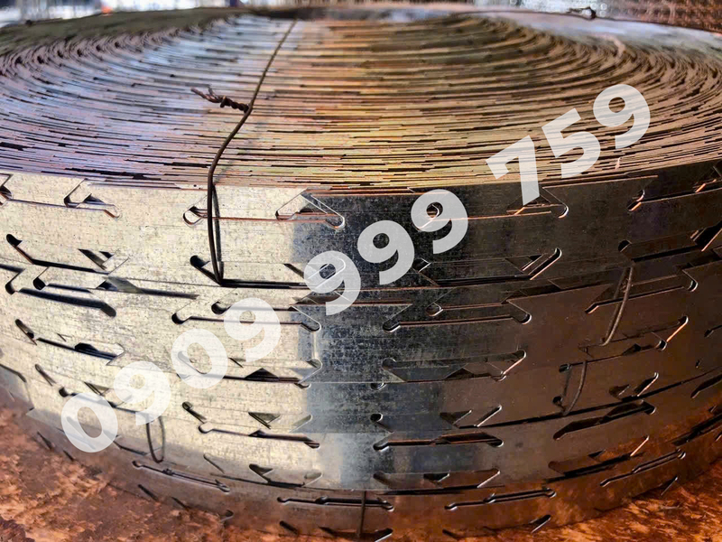 Lưới thép gai dao phẳng