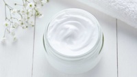Gia công tẩy tế bào chết