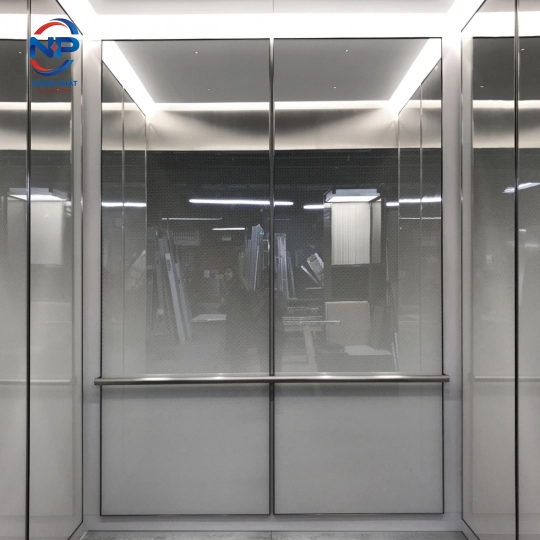 Thang máy tải khách