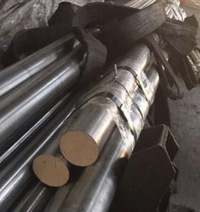 Thép lắp tròn đặc phi 90