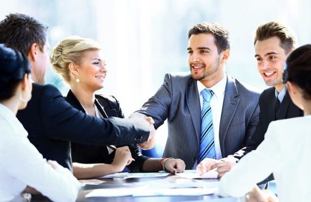 Cung ứng nhân lực cấp cao cấp trung