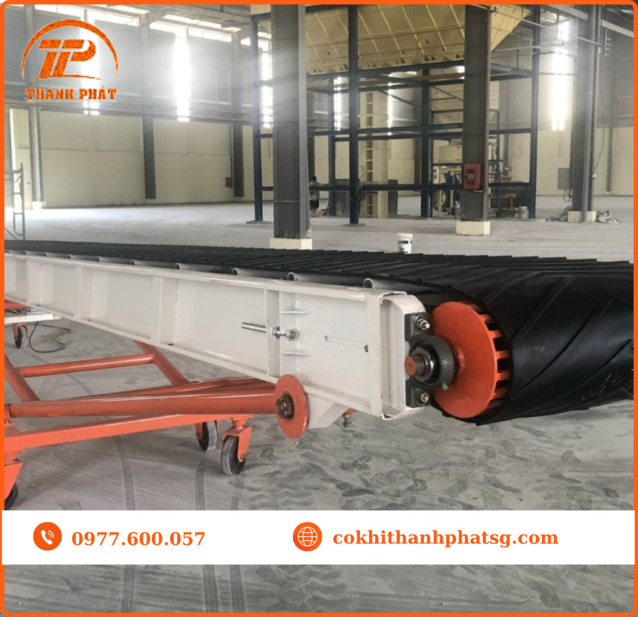 Băng tải nâng hạ mẫu 1